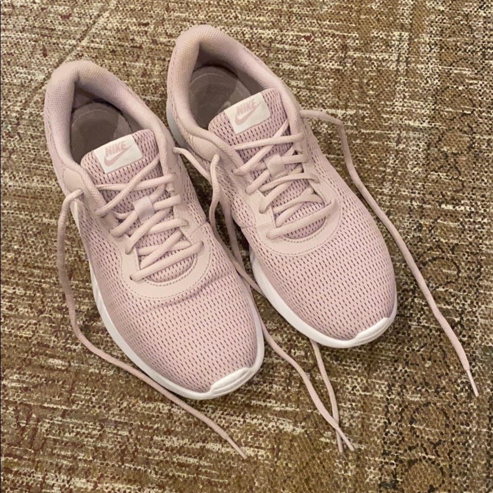 Mauve Pink Nike Gym Shoes (Size 10)